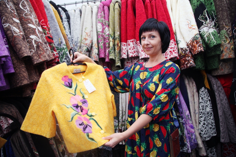 Товары от Сахалина до Краснодара: впервые в Энгельсе открылась «Всероссийская ярмарка»