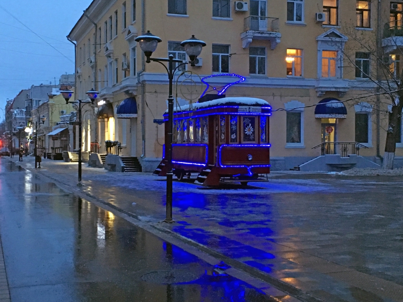 Волжская администрация отчиталась об обновлении подсветки у трамвая «Семен»