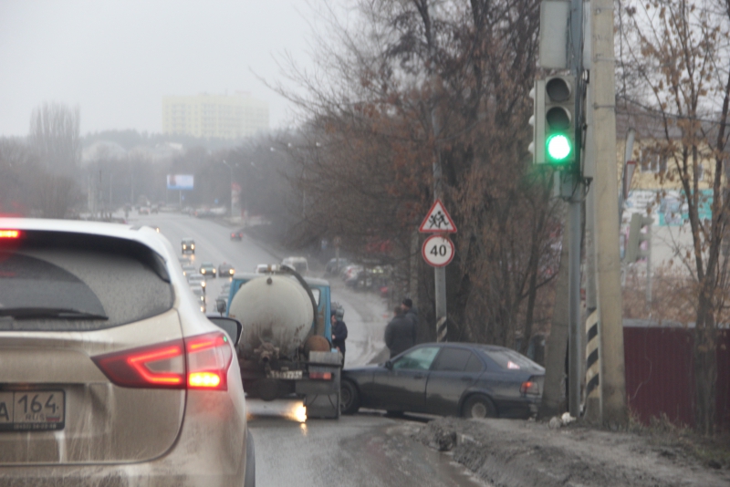 Тройное ДТП блокировало путь из Солнечного