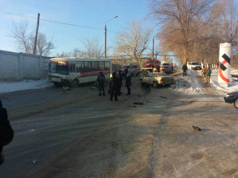 В Вольске пассажир «Нексии» погиб в ДТП с участием автобуса