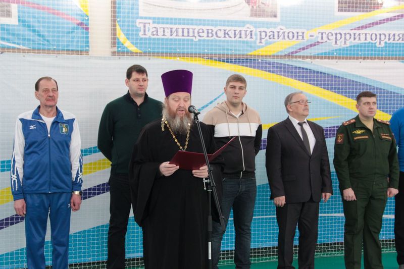 В Татищеве прошел Рождественский товарищеский турнир по волейболу