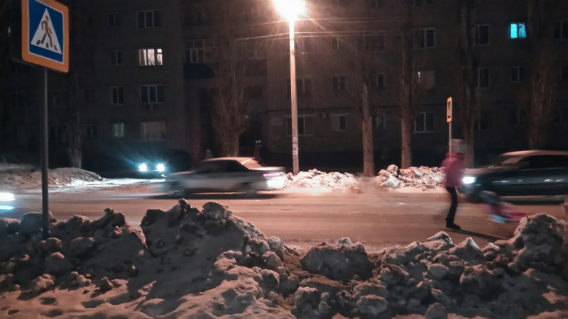 Горожане жалуются на опасный для детей пешеходный переход