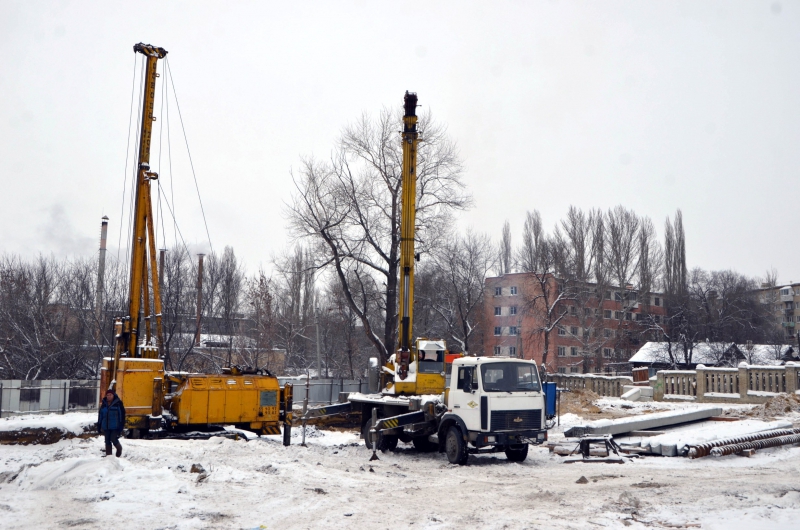 По инициативе Володина в Елшанке возводят дом для переселенцев из аварийного жилья