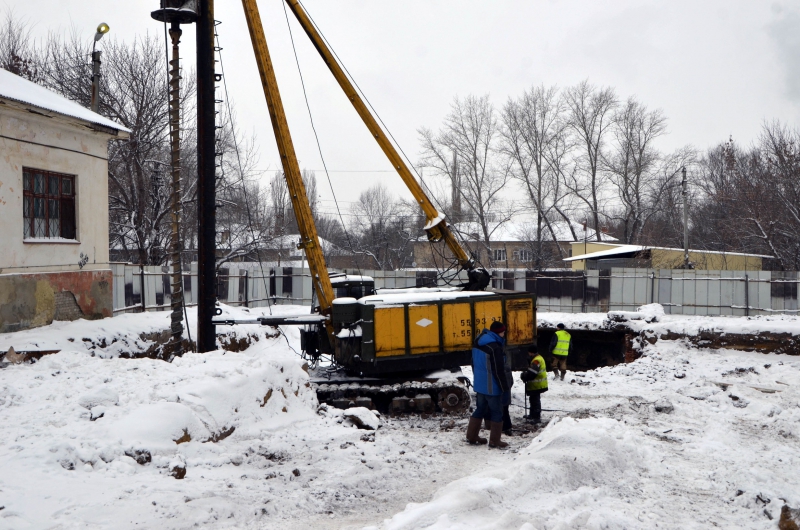 По инициативе Володина в Елшанке возводят дом для переселенцев из аварийного жилья