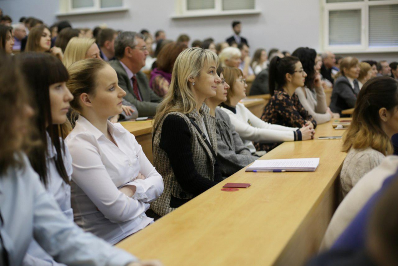 Евгений Примаков рассказал студентам Эконома о внешней политике России