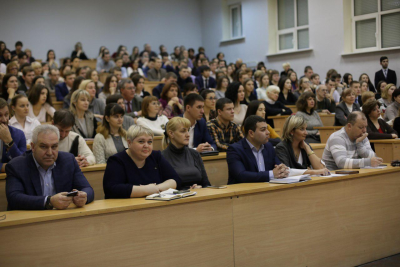 Евгений Примаков рассказал студентам Эконома о внешней политике России
