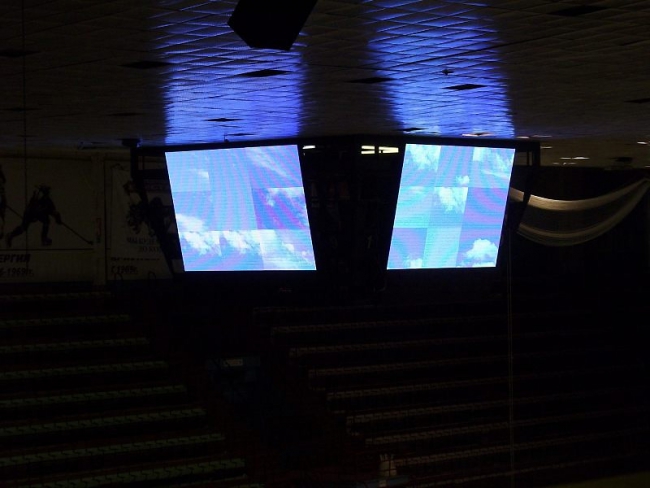 В Ледовом дворце установлен видеокуб