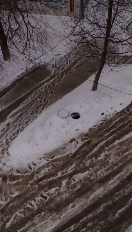 Жители Саратова сообщают адреса открытых колодцев