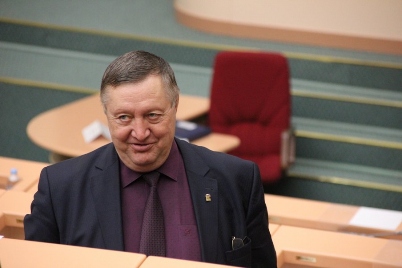 Мэр иван кляйн объезд. Мэр предложило. Глава минэкономразвития россии максим решетников. Максим геннадьевич решетников. Мэр предложило.