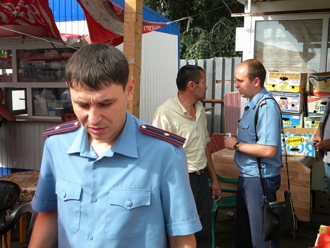 На «Привозе» выявлены новые нарушения. Задержаны иностранцы