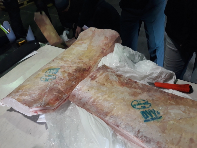 В Энгельсе уничтожат 15 тонн свиного сала из Испании