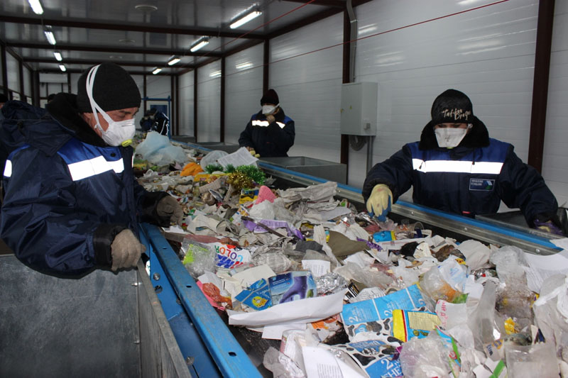 Балаковский мусороперерабатывающий комплекс извлек из мусора первую сотню тонн пластиковых бутылок