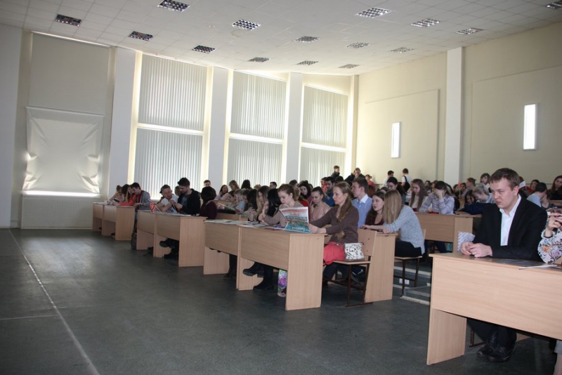 Саратовским студентам и преподавателям представили проекты благоустройства парков и площадей