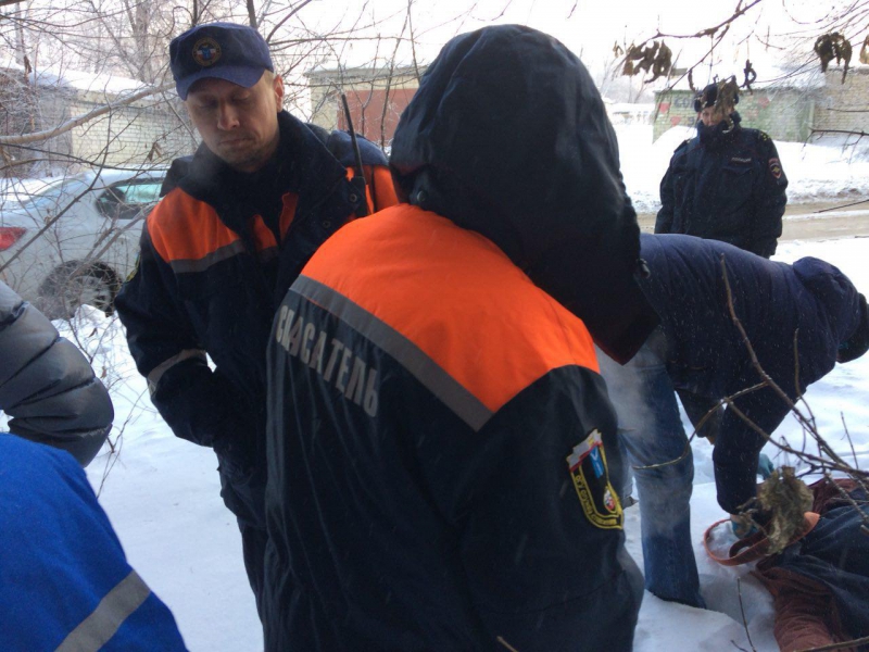 Под мостом в Заводском районе нашли труп мужчины