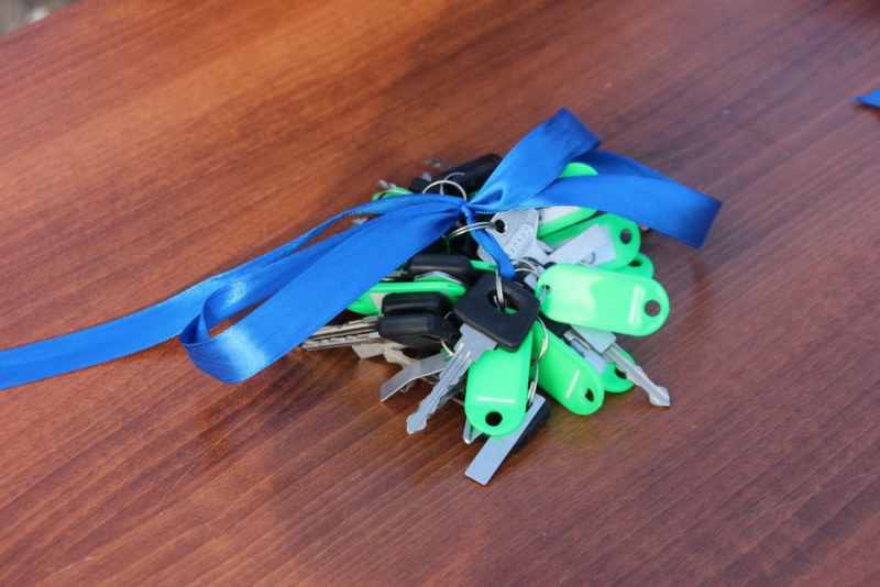 Саратову передали три десятка «КамАЗов» для коммунальных служб