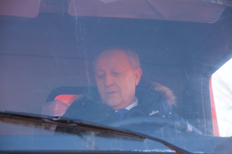 Саратову передали три десятка «КамАЗов» для коммунальных служб