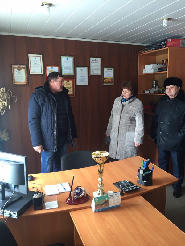 В Воскресенском районе министра сельского хозяйства завлекли индейкой