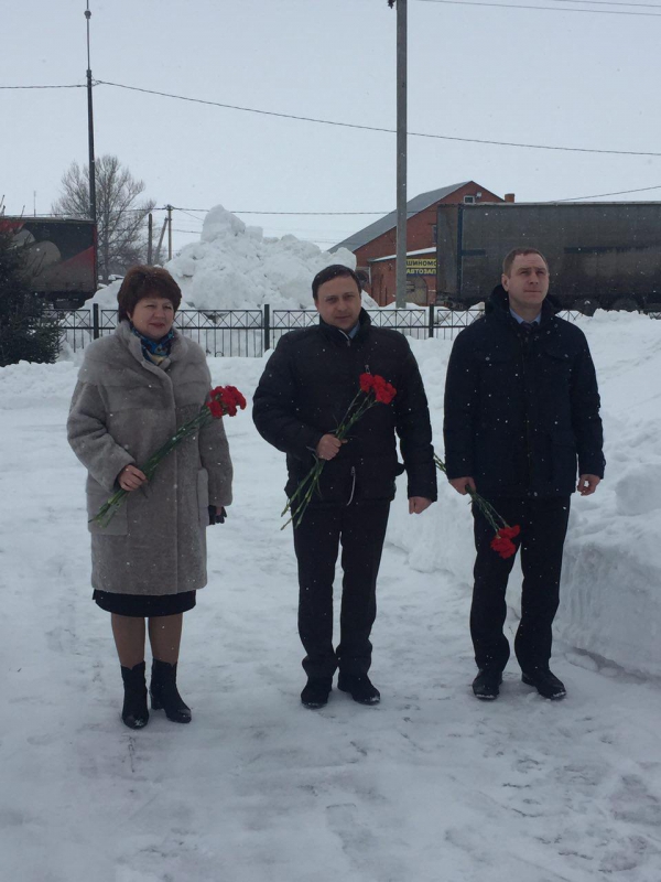 В Воскресенском районе министра сельского хозяйства завлекли индейкой