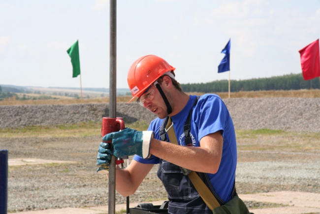 Саратовские нефтяники стали призерами корпоративного конкурса профмастерства ОАО НК «РуссНефть» в Ижевске