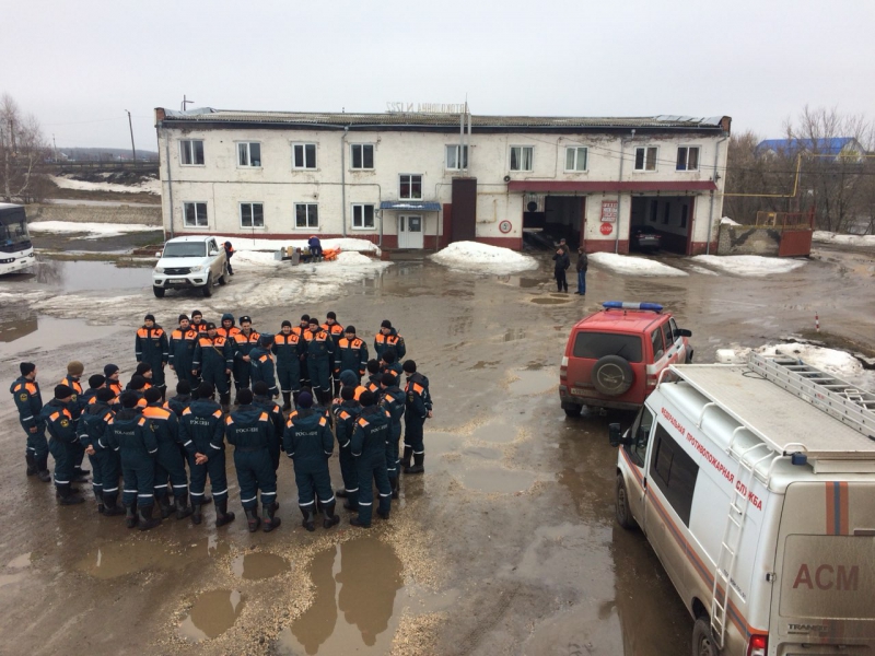 Паводок-2018. Саратовские МЧСники обеспечивают волгоградцев продуктами и лекарствами