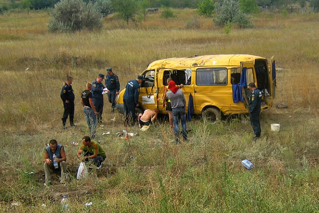Пассажирская «Газель» с саратовскими номерами попала в ДТП под Самарой
