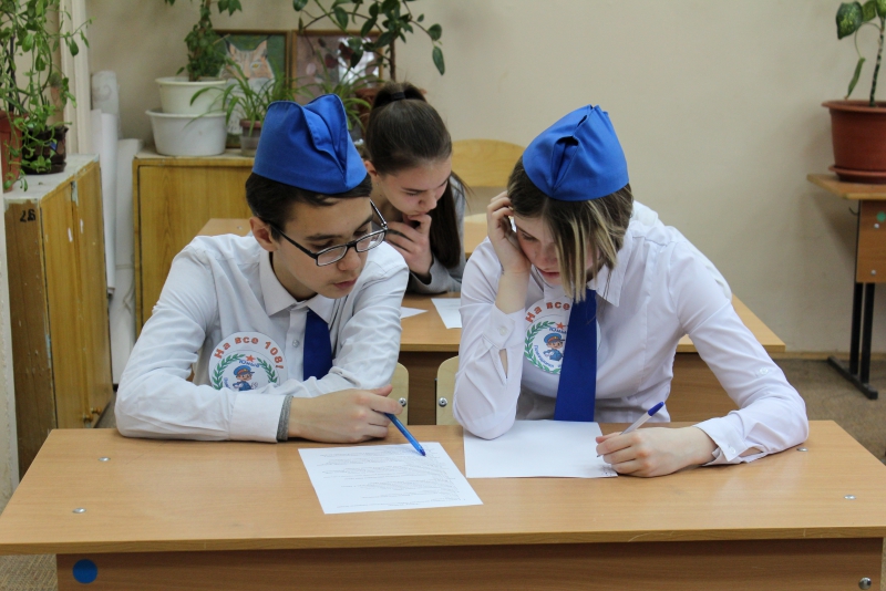 В Ленинском районе среди школ выбрали лучших помощников полиции