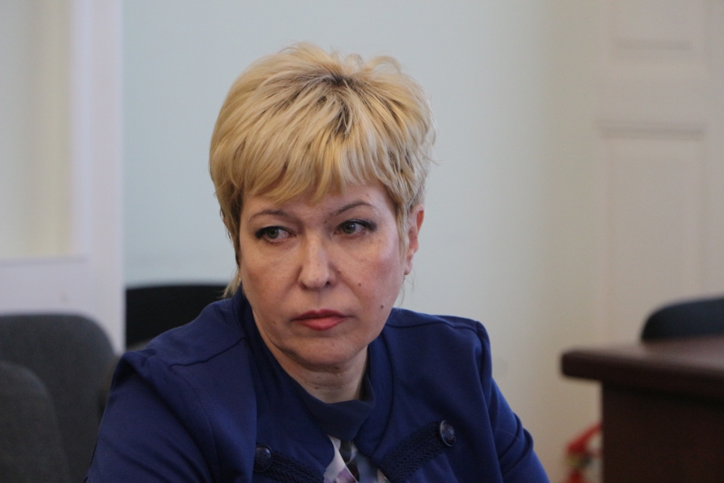 Сотрудник СУ СК саратовским чиновникам: Займитесь люками, иначе вами займемся мы