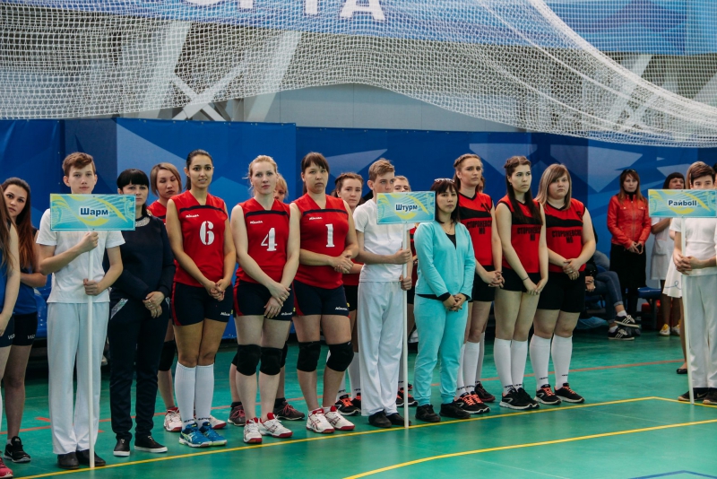 Кубок главы Татищевского муниципального района по волейболу закрыл сезон