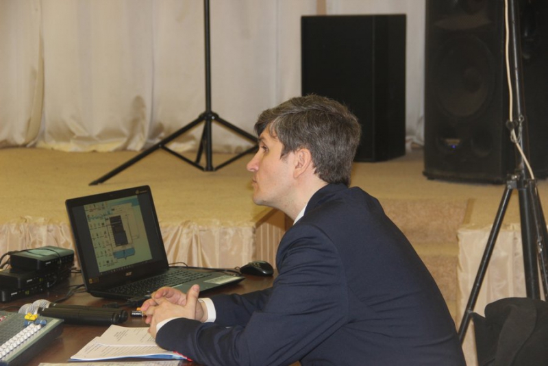 На зарплату саратовских чиновников потратили 653 млн рублей