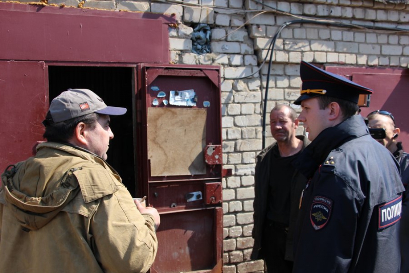 В Саратове ревизоры нашли в пунктах приема чермета слонов, самолеты и бюст Сталина
