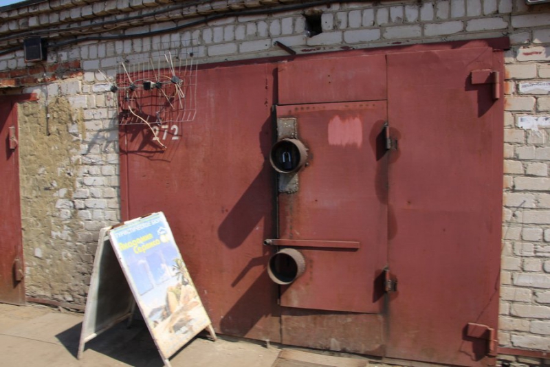 В Саратове ревизоры нашли в пунктах приема чермета слонов, самолеты и бюст Сталина