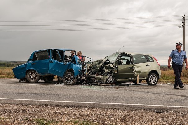 «Шестерка» и «Калина» столкнулись лоб в лоб. Погибла беременная женщина
