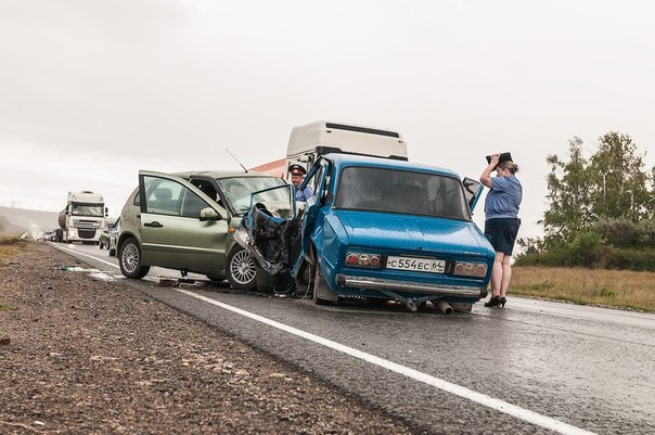 «Шестерка» и «Калина» столкнулись лоб в лоб. Погибла беременная женщина