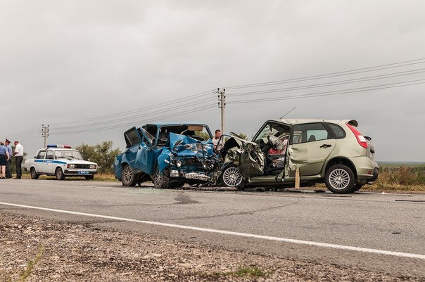 «Шестерка» и «Калина» столкнулись лоб в лоб. Погибла беременная женщина