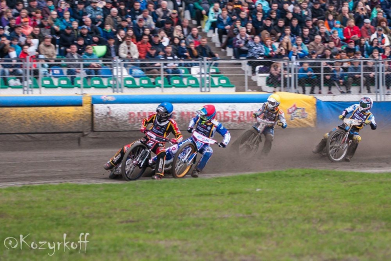 Сильный дождь сорвал международную мотогонку в Балакове