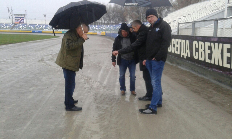 Сильный дождь сорвал международную мотогонку в Балакове
