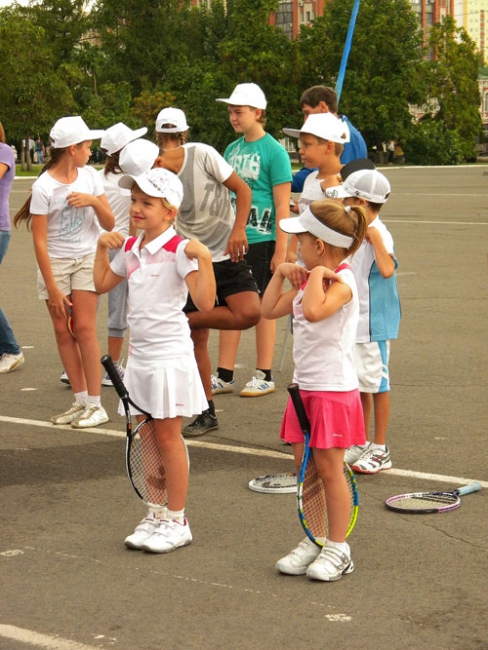 Физкультурной акции на Театральной площади помешал дождь
