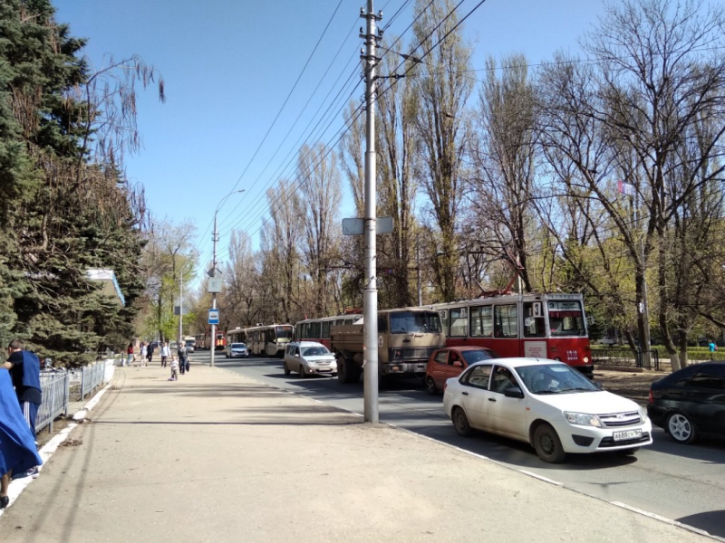 Авария в Мирном переулке блокировала движение 4 трамвайных маршрутов