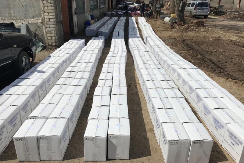 Для изъятия алкоголя силовики провели спецоперацию в 3-х городах Саратовской области