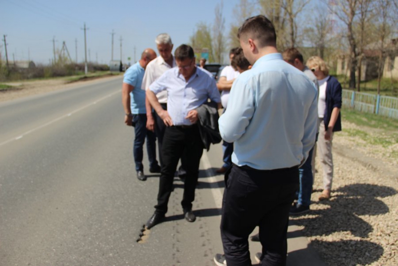 Трещины на гарантийном участке дороги «Тамбов-Ртищево-Саратов» устранят к середине мая