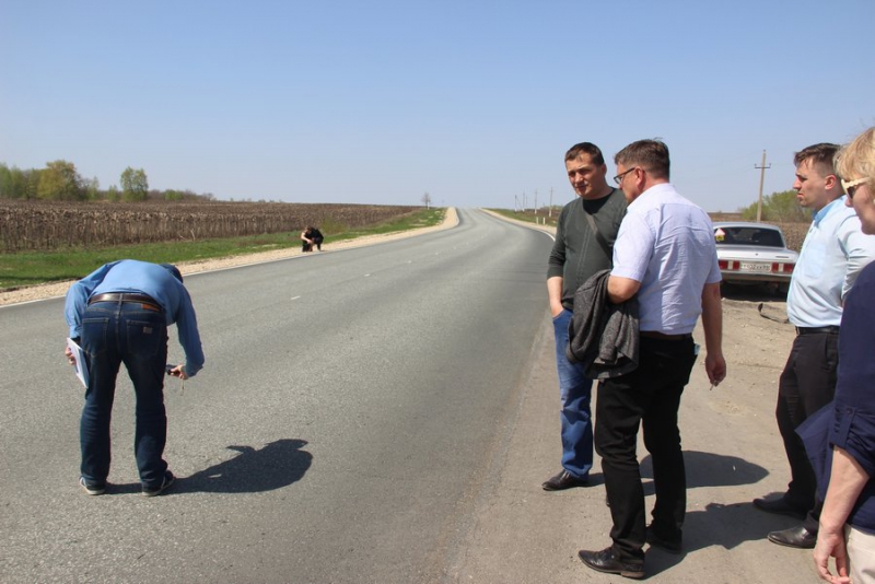 Трещины на гарантийном участке дороги «Тамбов-Ртищево-Саратов» устранят к середине мая