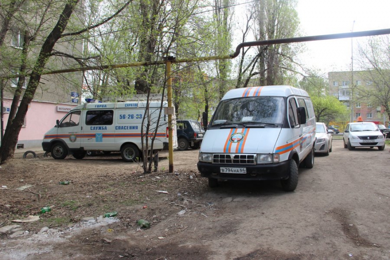 Житель рухнувшего дома в Саратове: На мою жену упала бетонная плита