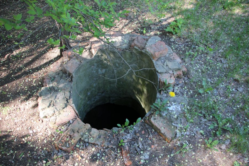 Рухнувший дом на проспекте Строителей обнесли забором