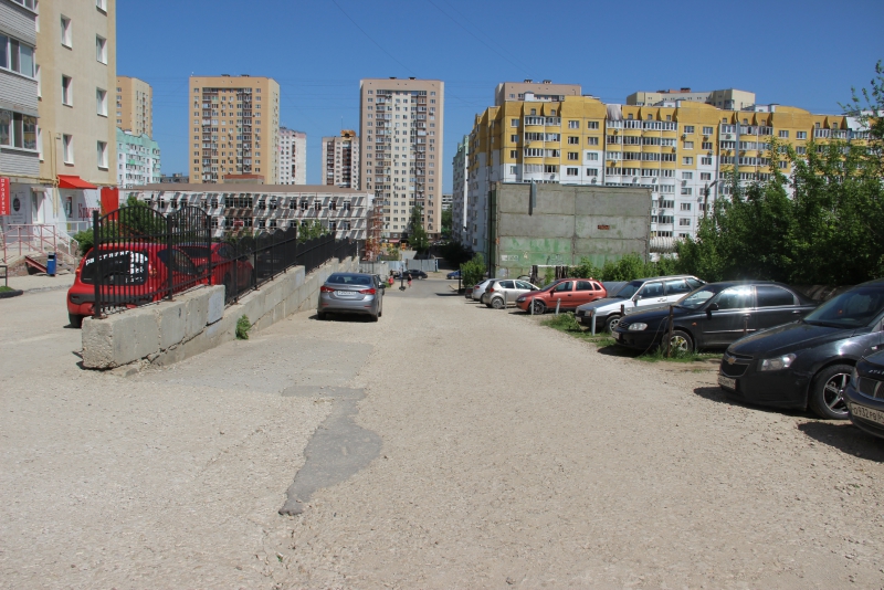 Жители нового микрорайона боятся навсегда остаться отрезанными от города