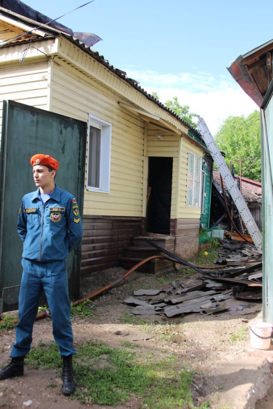 В центре Саратова из-за пожара без жилья осталось две семьи