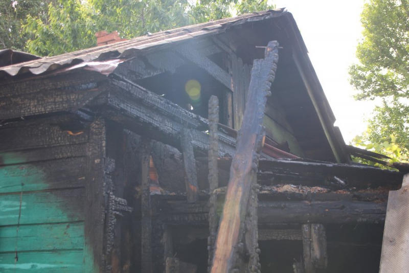 В центре Саратова из-за пожара без жилья осталось две семьи