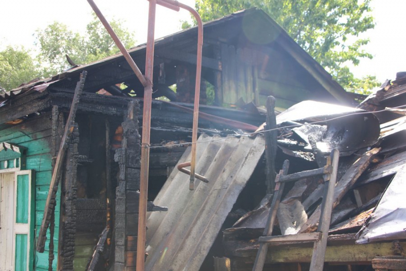 В центре Саратова из-за пожара без жилья осталось две семьи