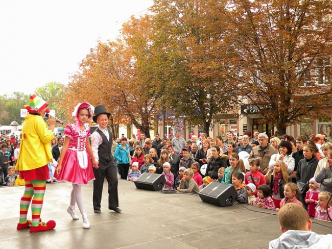 День города. Дождь не пустил в небо сотни китайских фонариков