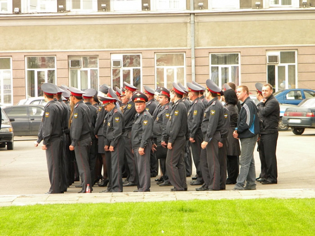 День города. Дождь не пустил в небо сотни китайских фонариков