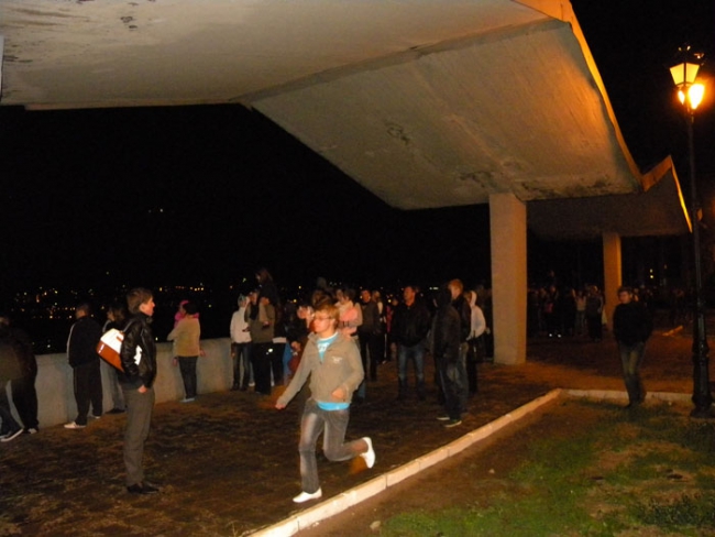 День города. Дождь не пустил в небо сотни китайских фонариков